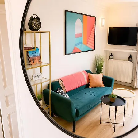 Charming And Modern Cosy Flat Near Paris 公寓 *